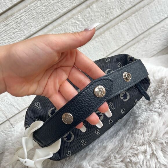 HUNTING WORLD Navy Blue Made in Italy Hobo Baguette Handbag Monogram - Picture 3 of 13